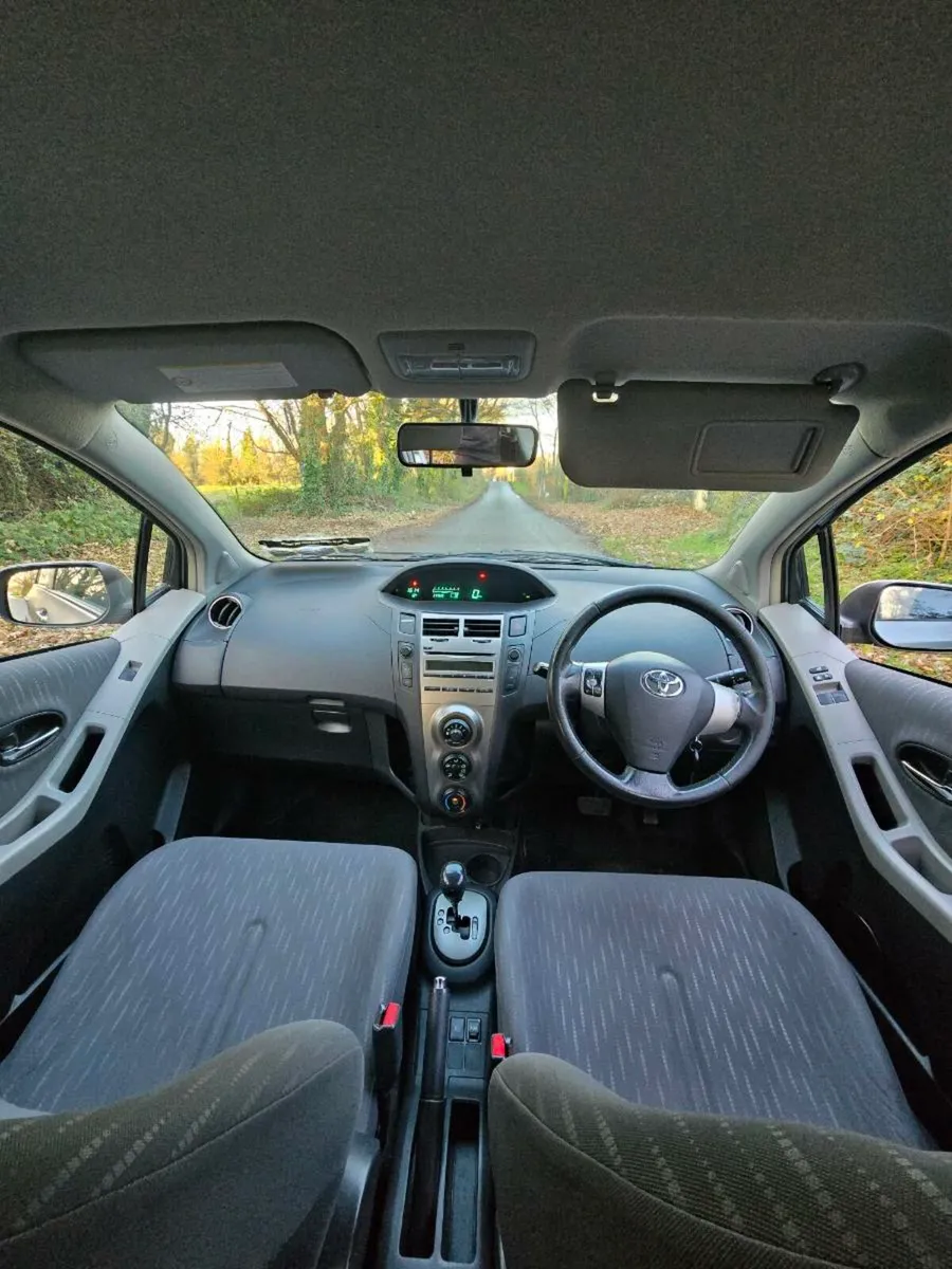Automatic Toyota Yaris
130 000 miles
NCT 07/26 1.3 - Image 1