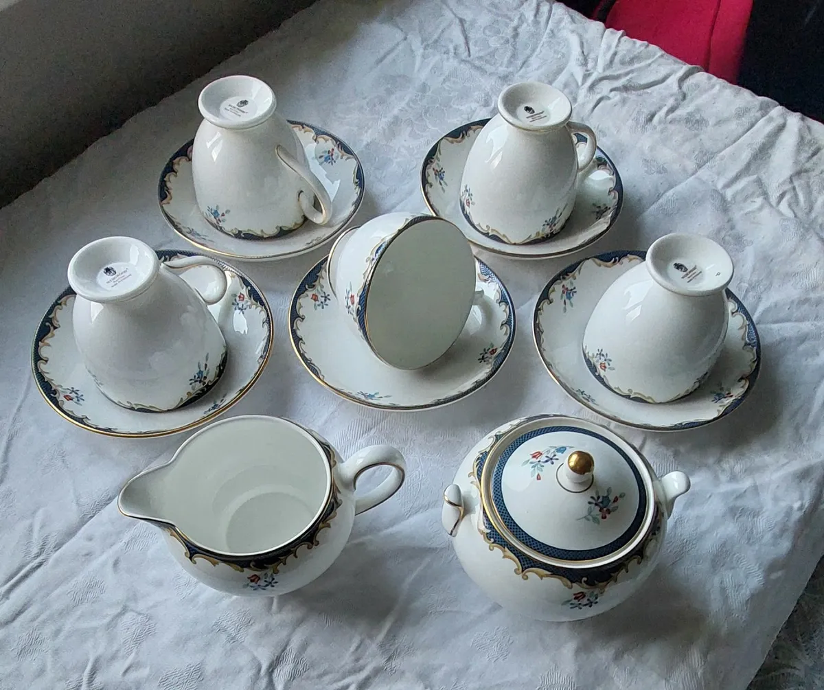 Wedgwood Chartley Tea Set - Image 2