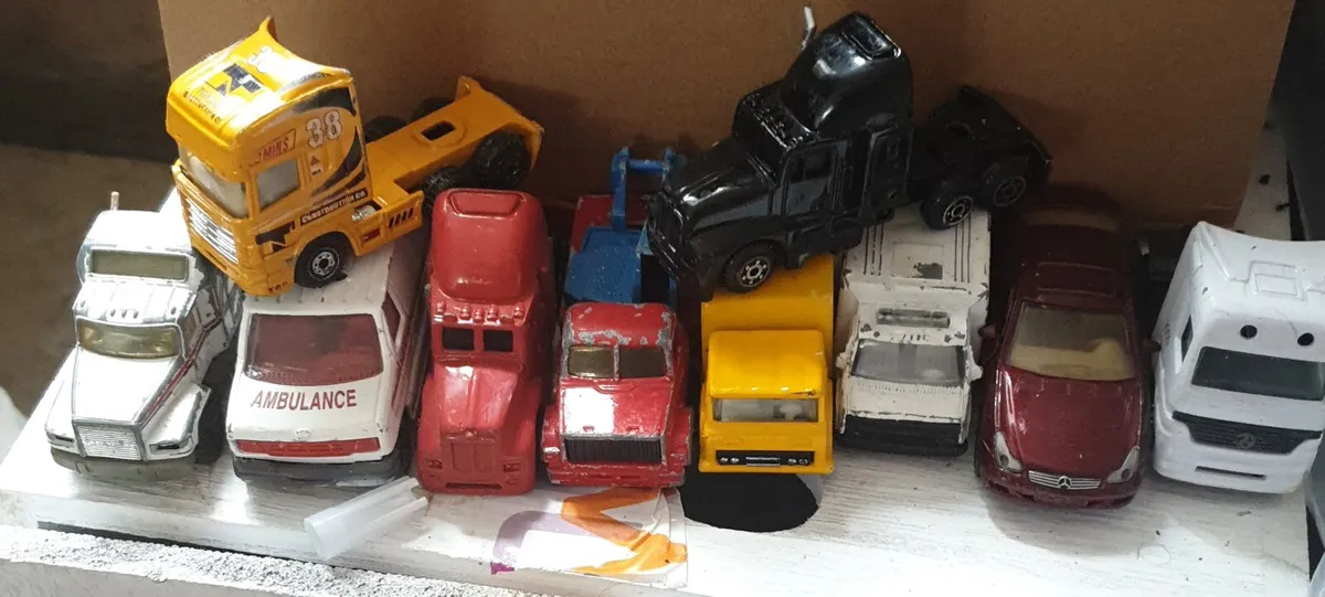 OLD DIE.CAST MODELS TRUCKS 🚚