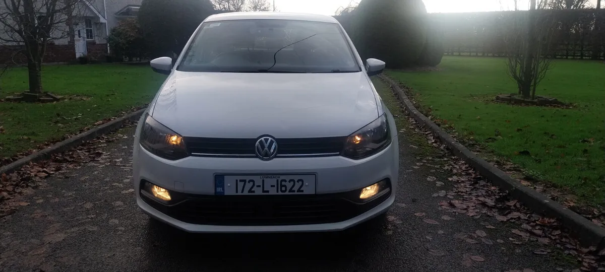 2017 Volkswagen Polo 1.0 Manual Petrol 5 Dr - Image 3