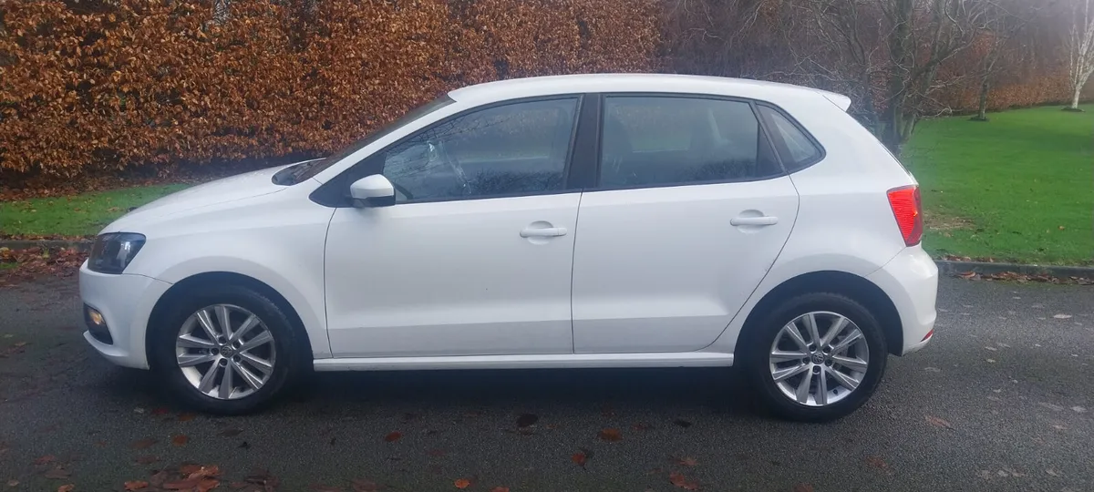 2017 Volkswagen Polo 1.0 Manual Petrol 5 Dr - Image 4
