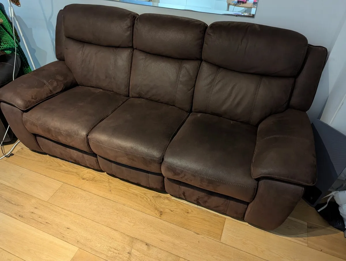 3 seater manual recliner couch - Image 4