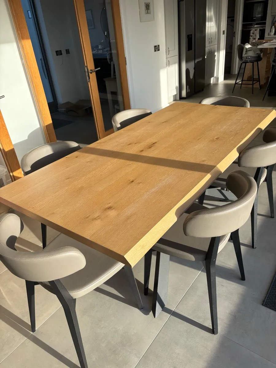 Dining table - Image 3