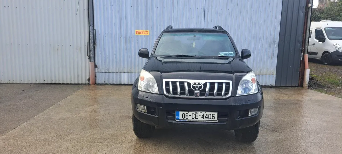 Toyota Land Cruiser 2006 - Image 1