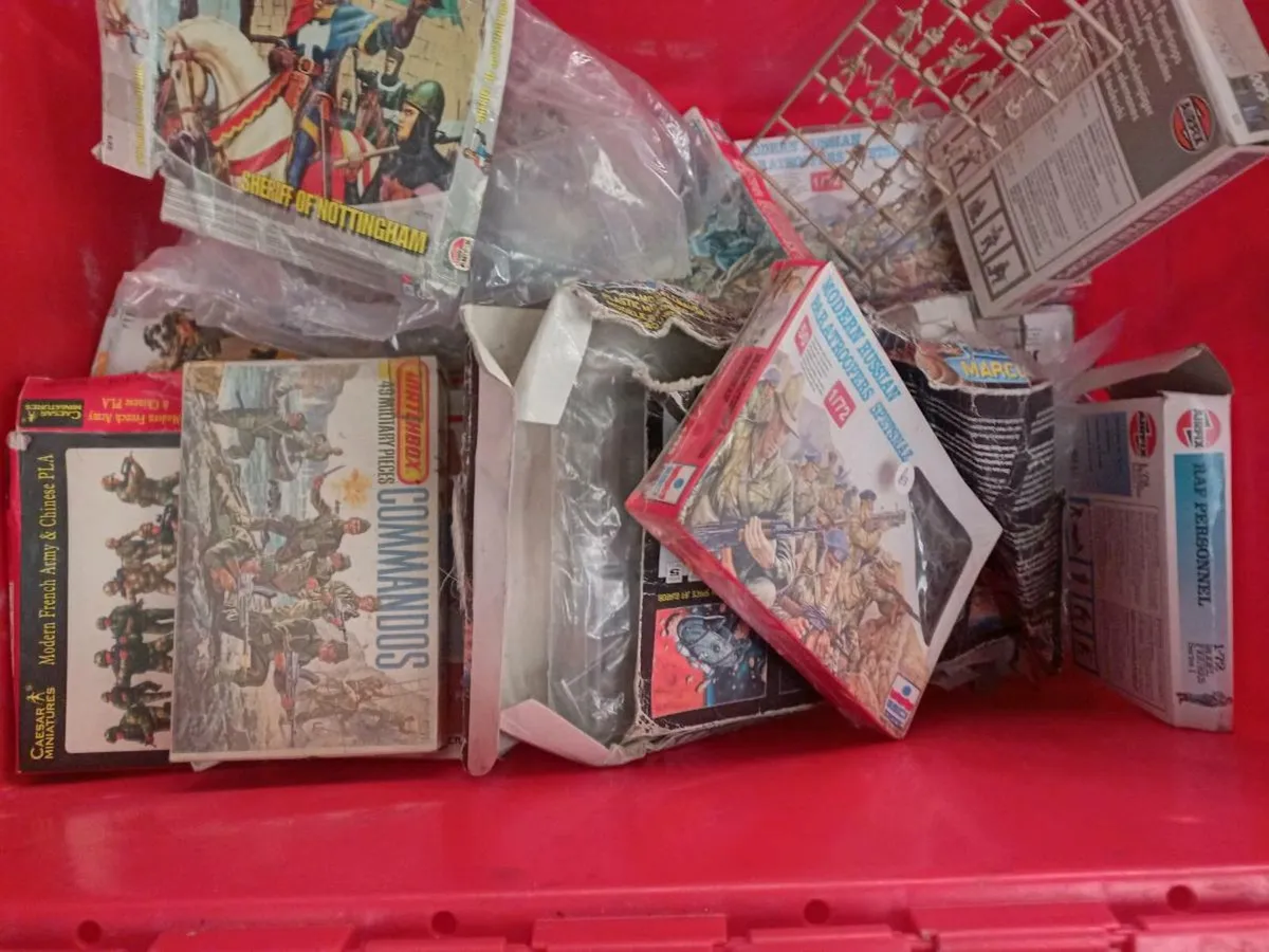 Models of soilders - Image 2