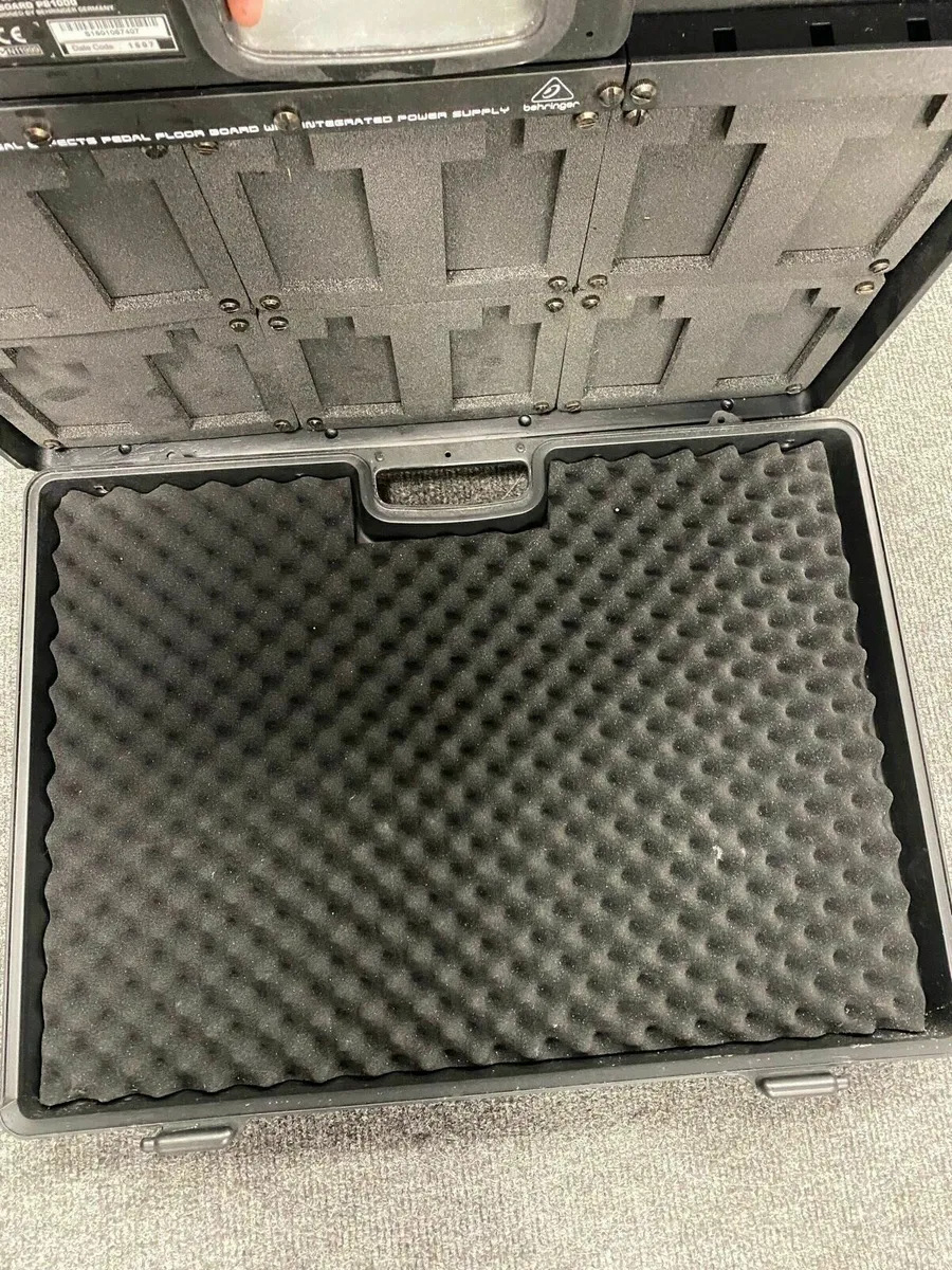Behringer PB1000 Pedal Board - Image 4