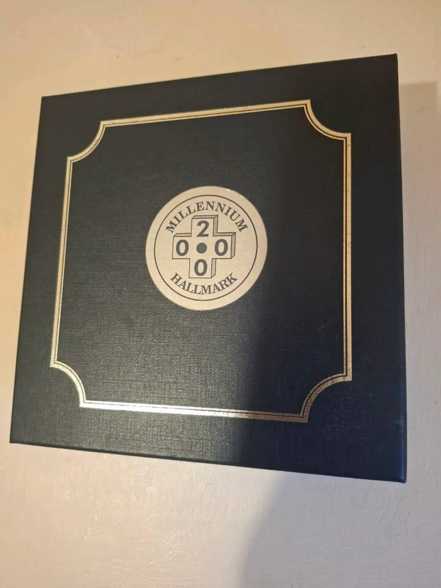 Silver bottle coaster - Image 1