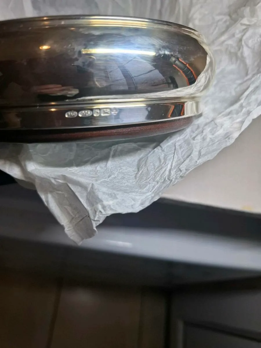 Silver bottle coaster - Image 4