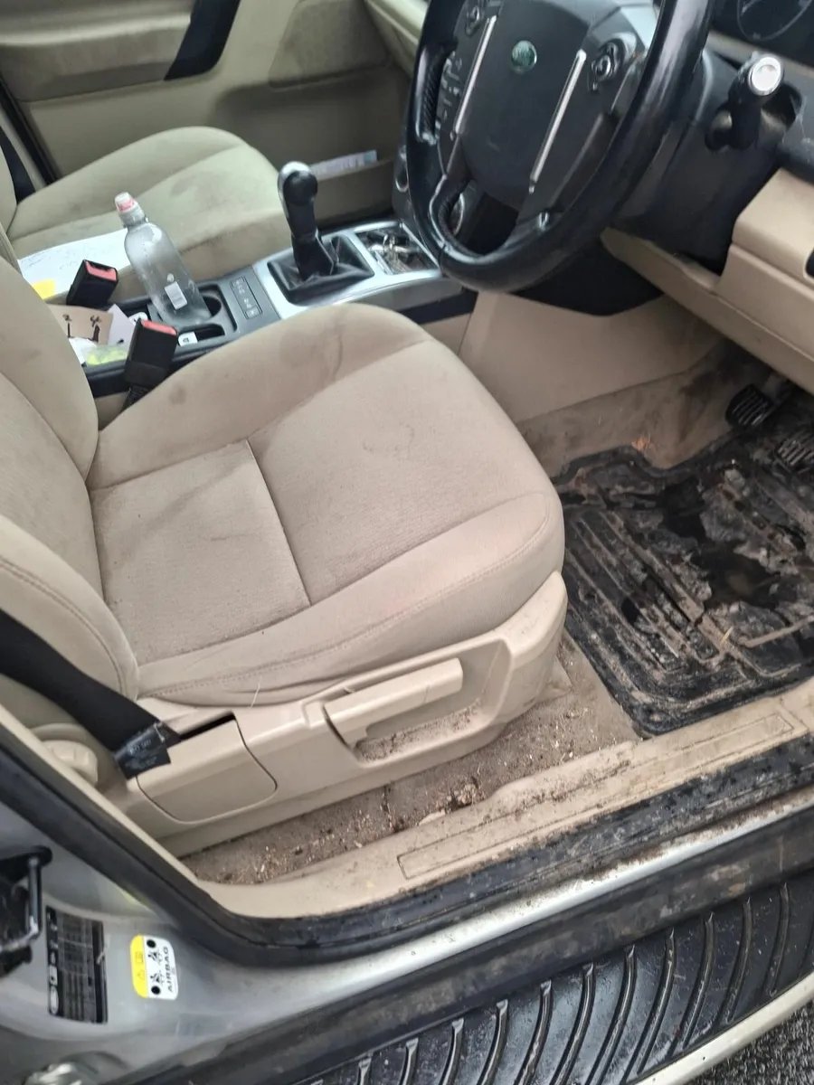 Land Rover Freelander 2013 - Image 2