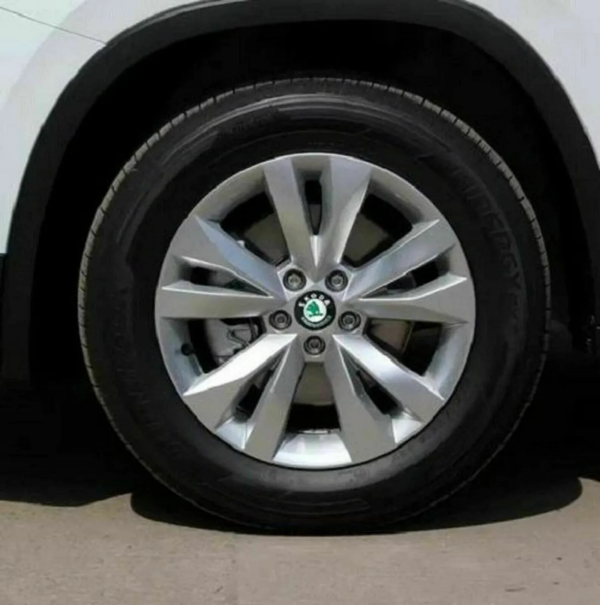 Skoda Centre Caps - FREE POST - Image 3