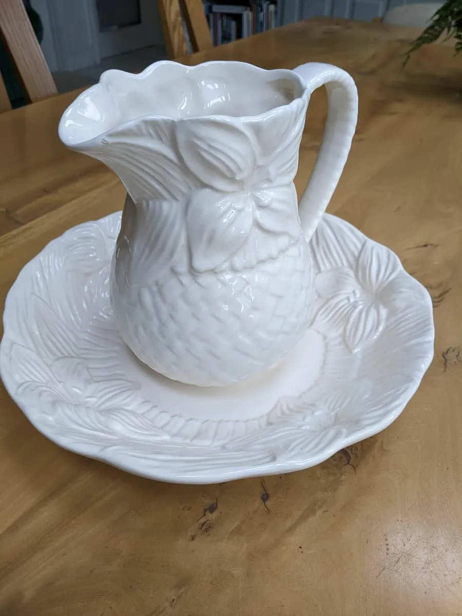 Vintage Jug & Basin - Image 3