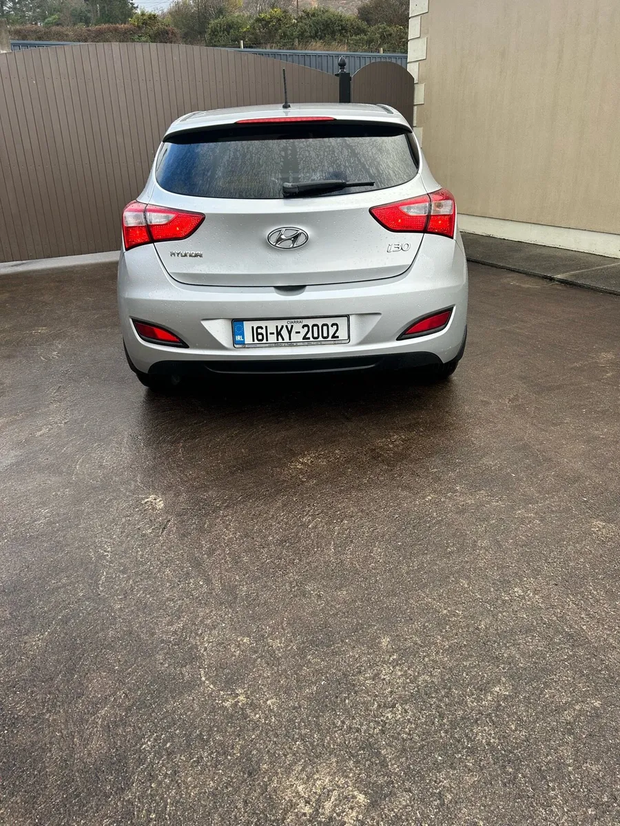 Hyundai i30 (commercial) - Image 4