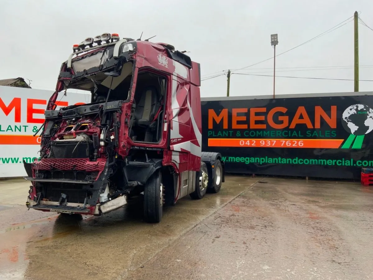 Volvo FH13 Version 5 Fh540 MID Lift.....parts - Image 1