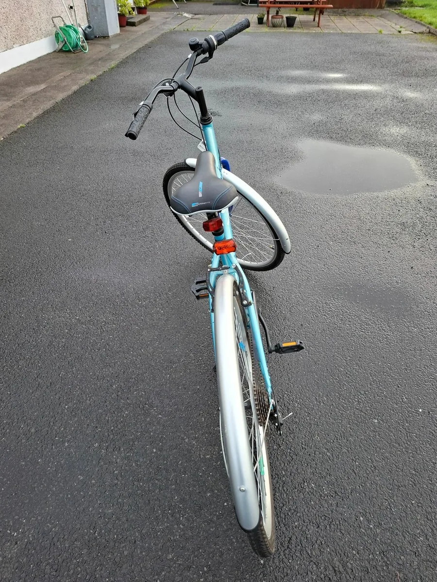 Ladies/Girls Bicycle - Image 3