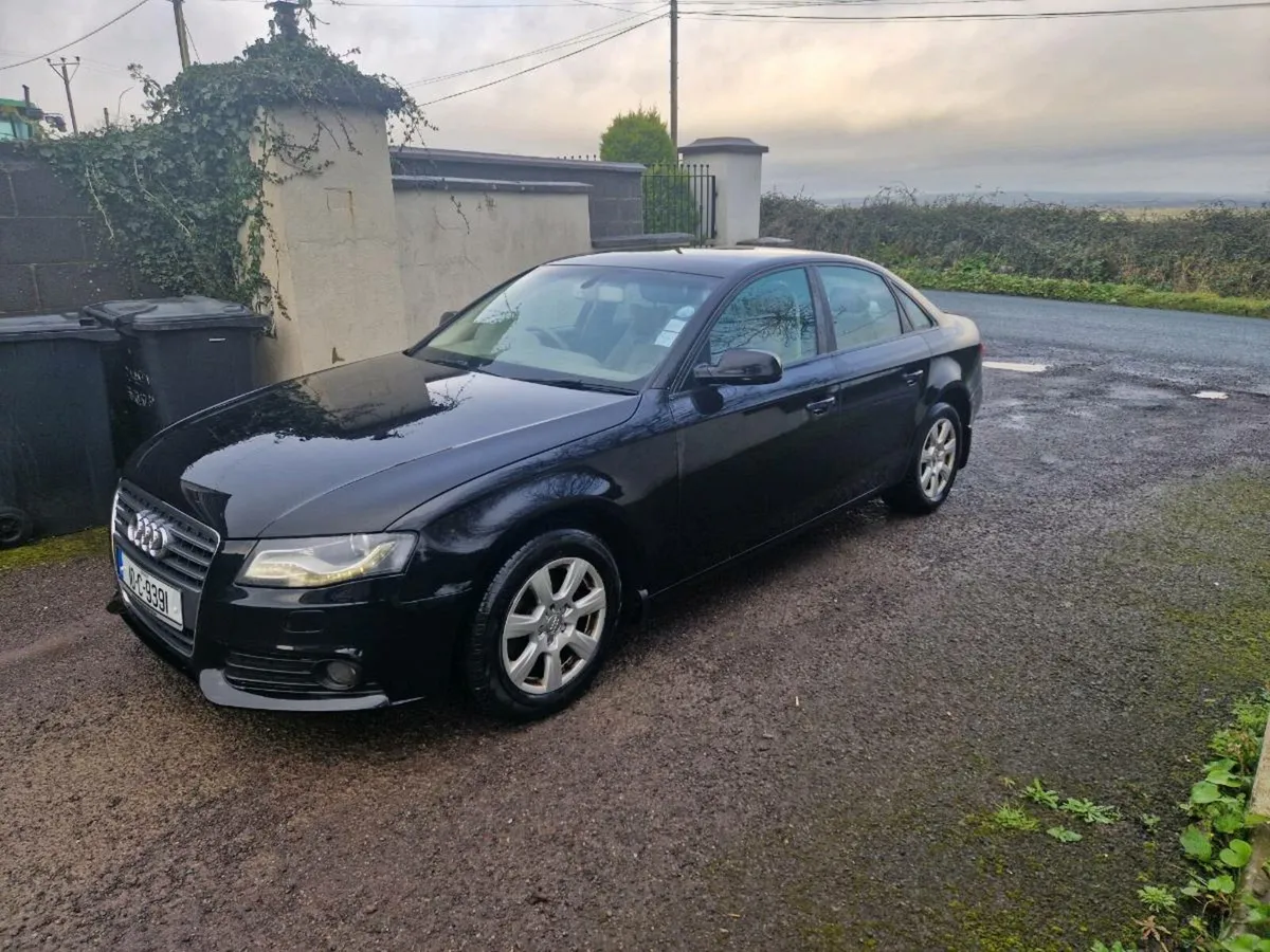 AUDI A4 2010 Diesel - Image 3