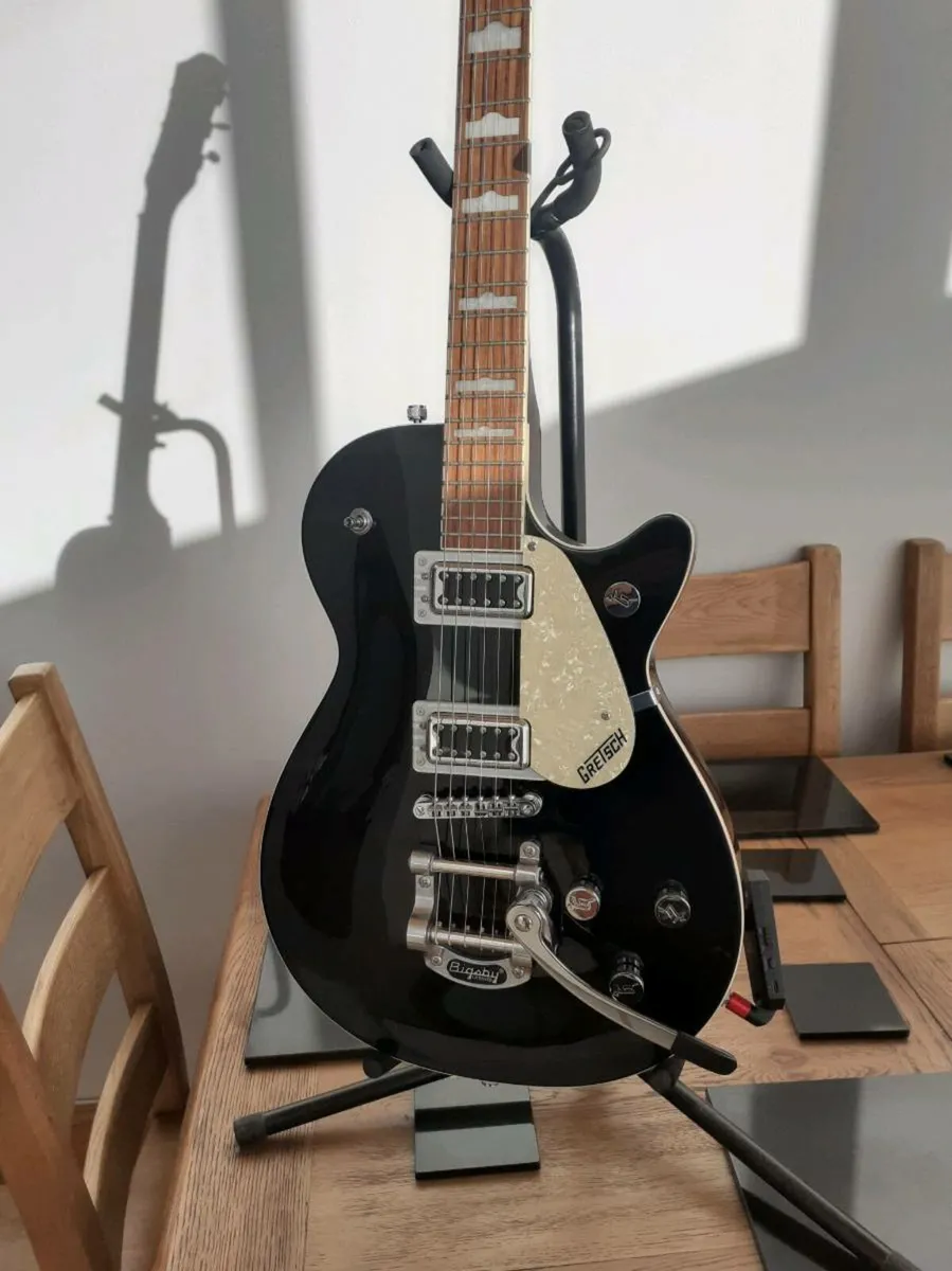 Gretsch guitar - Image 1