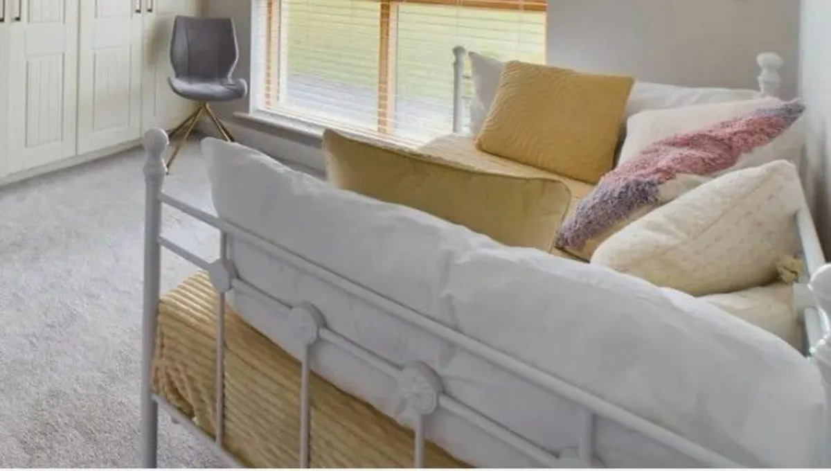 Argos Home Abigail Metal Day Bed - Image 3