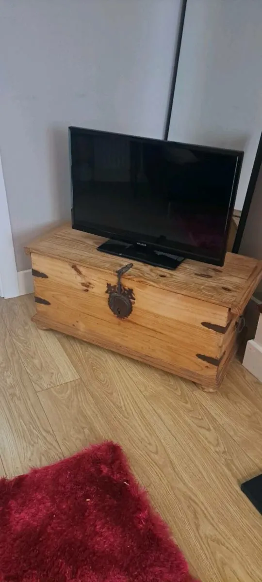 Solid pine trunk - Image 2