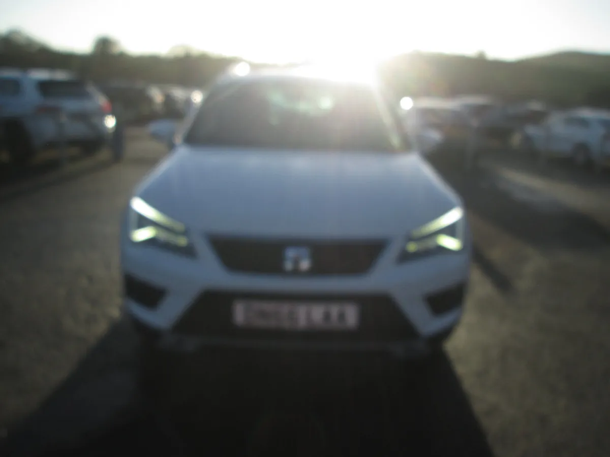 2016  SEAT  ATECA  2.0  TDI  EXCELLENCE  4X4  AUTO - Image 3
