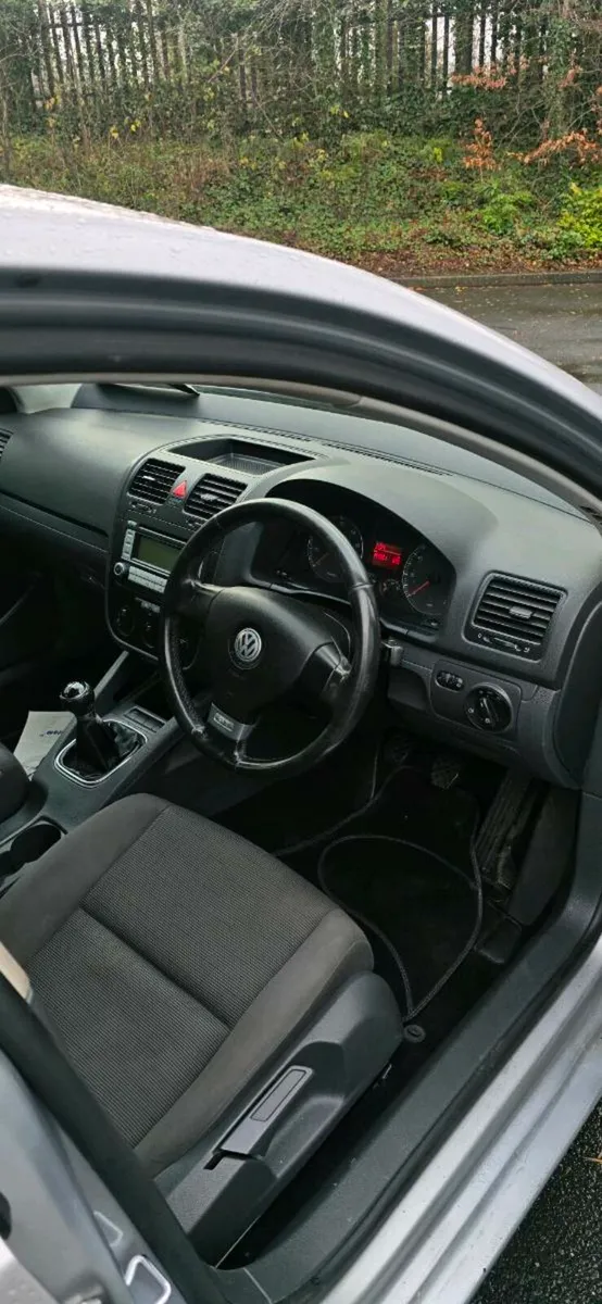 07 VW Golf - Image 4