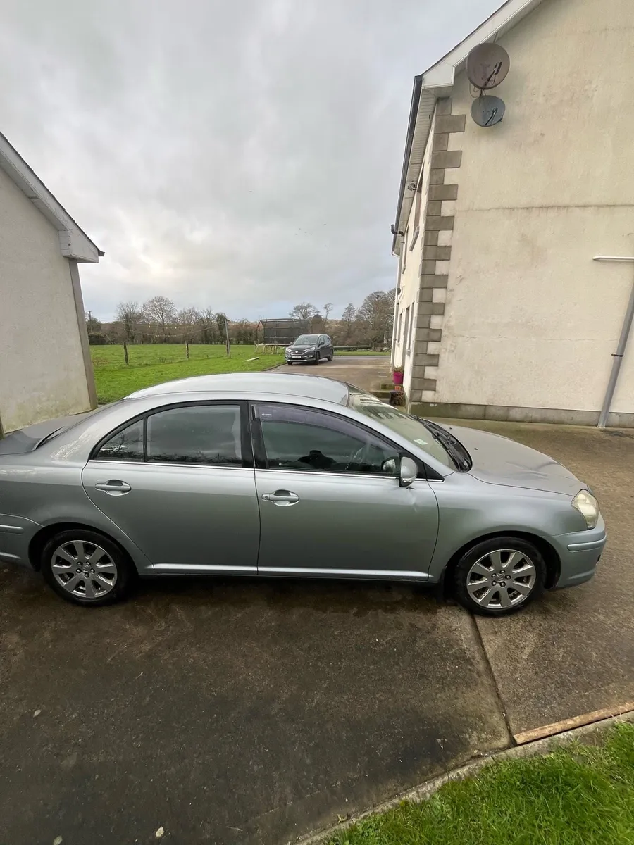 Toyota  Avensis Strata - Image 1