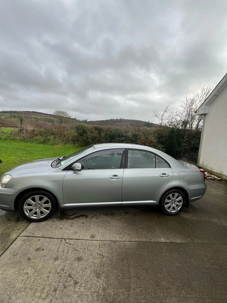 Toyota  Avensis Strata - Image 2