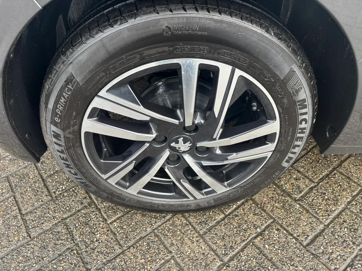 2024 Peugeot 208 Active 1.2 scrappage offer - Image 4