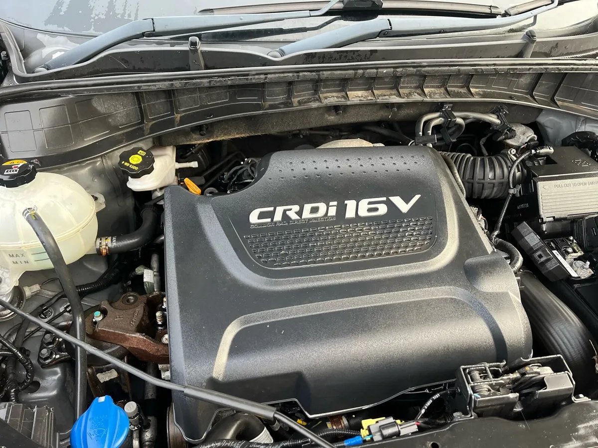 Hyundai Tucson 4wd auto - Image 4