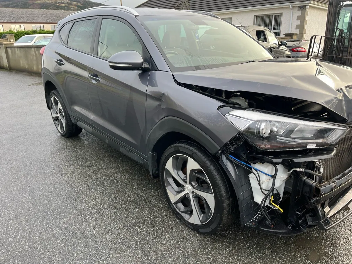 Hyundai Tucson 4wd auto - Image 1