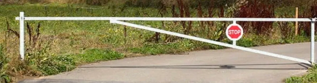 6.83m Security barrier/gate - Image 3