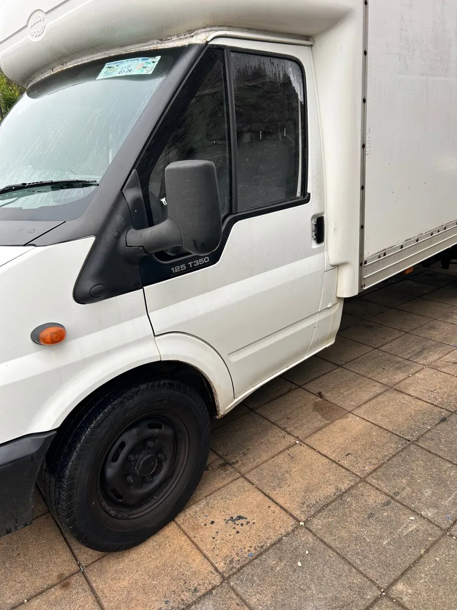 05 transit box body and tail lift tested 125 bhp - Image 3