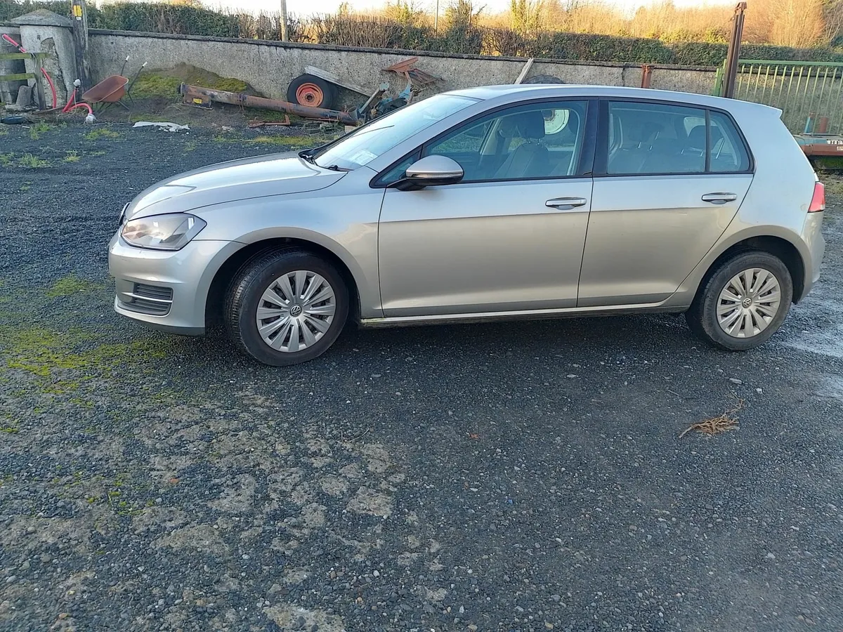 131 VW Golf 1.2 Tax 01-26 NCT 07-26 - Image 4