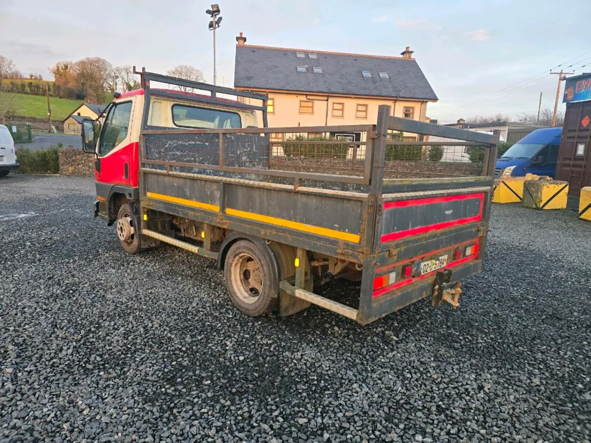 Mitsubishi Canter landcruiser hilux dyna l200 x5 - Image 2