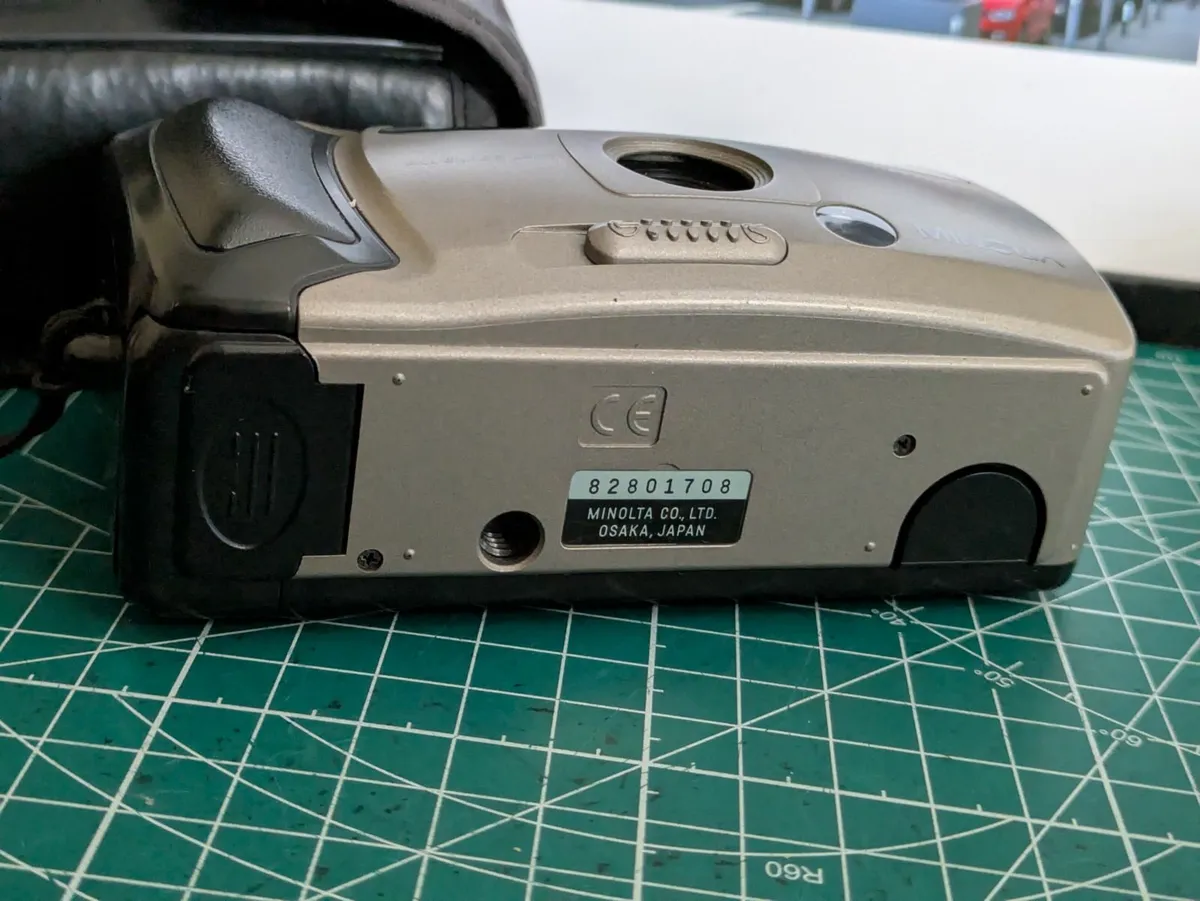 🎞️  Minolta AF -Big Finder compact film camera - Image 2