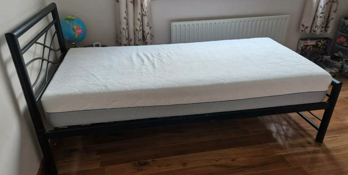 Single bed frame and hybrid mattress - Image 2