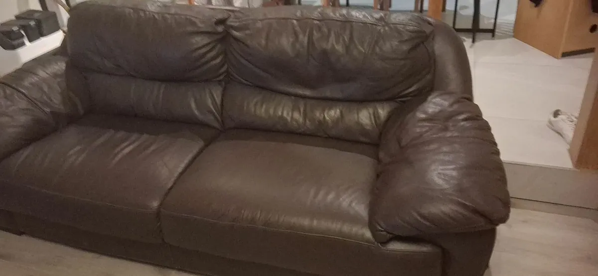 3 seater x 2 leather couches - Image 2