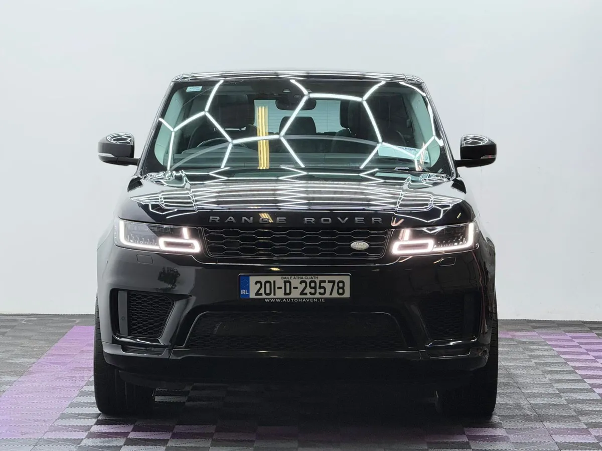 2020 Land Rover Range Rover P400E Hybrid - Image 2
