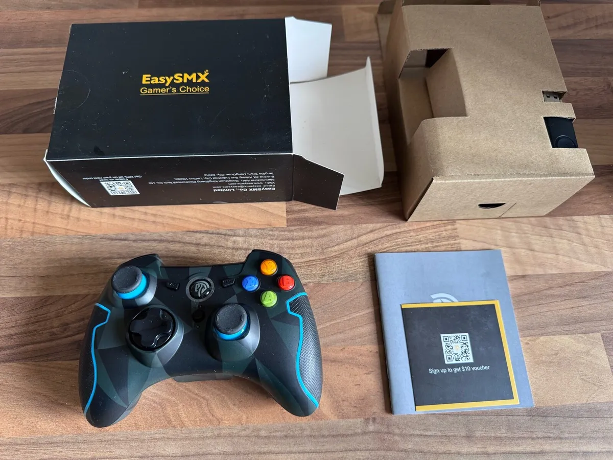 Tesla game controller - Image 1