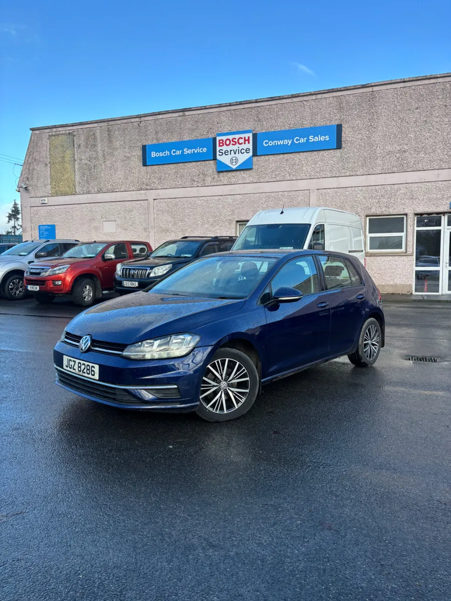 2018 Volkswagen Golf SE TSI - Image 1