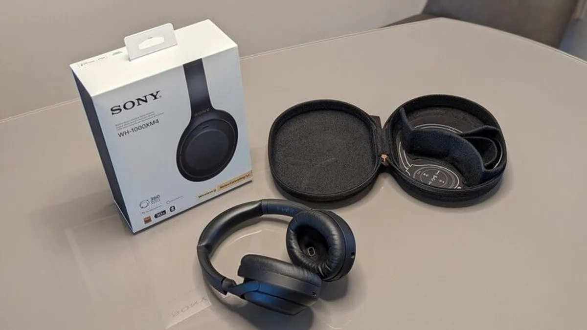 Sony WH-1000XMA Wireless Noise Cancelling Headset - Image 2