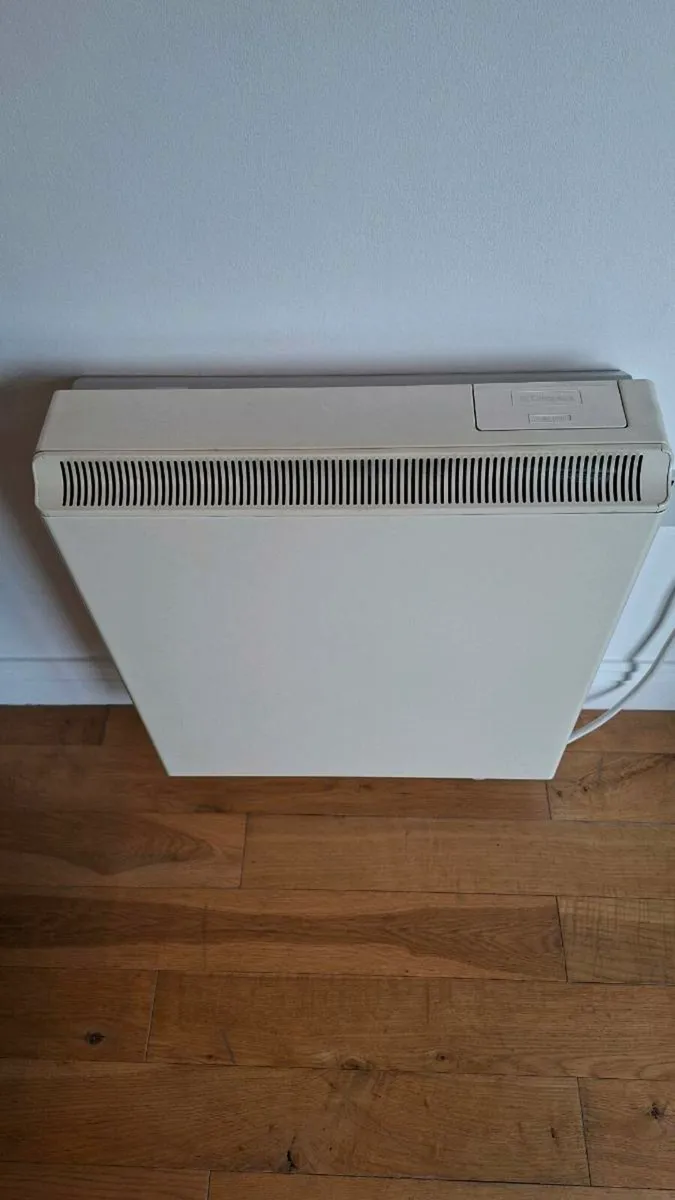 Radiators &  storage heater - Image 4