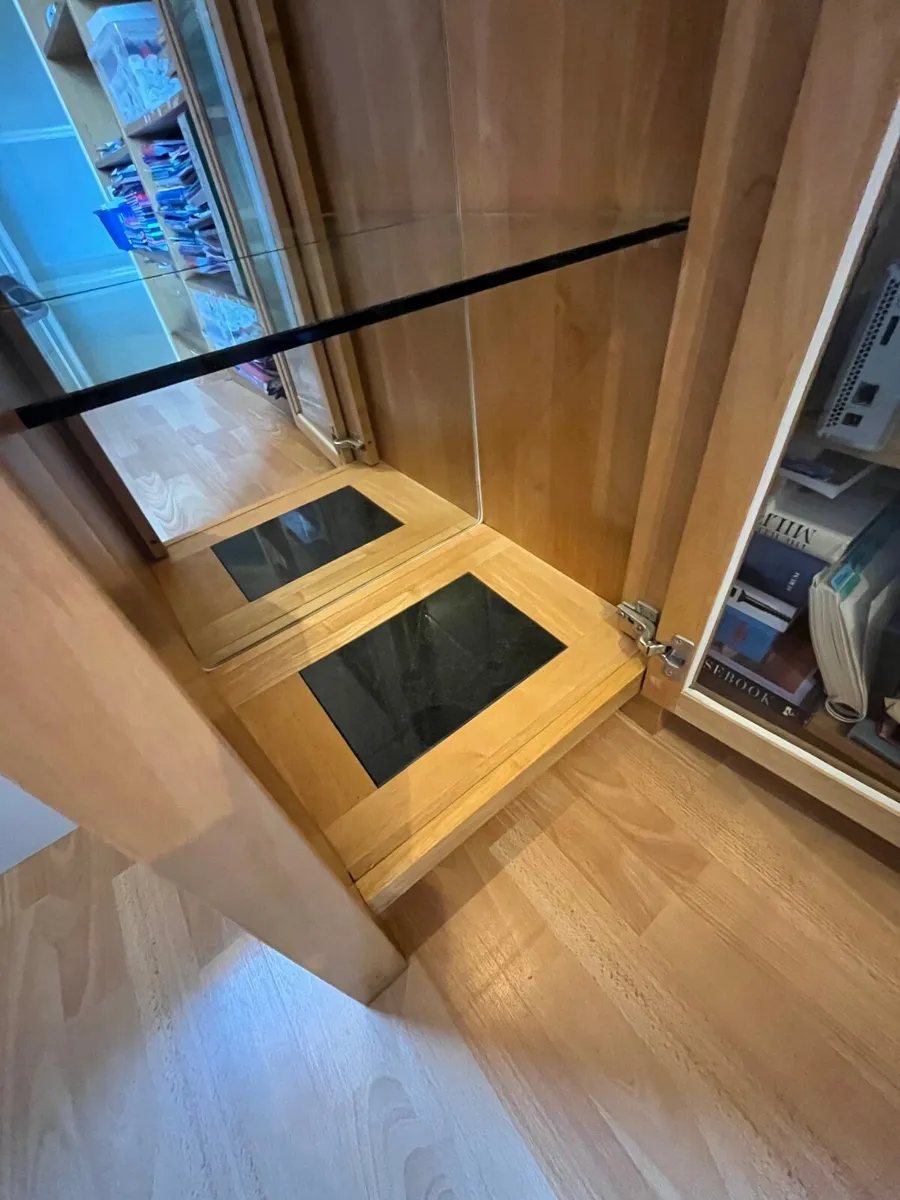 Cabinet x 2, tall/small glass door granite insert - Image 3