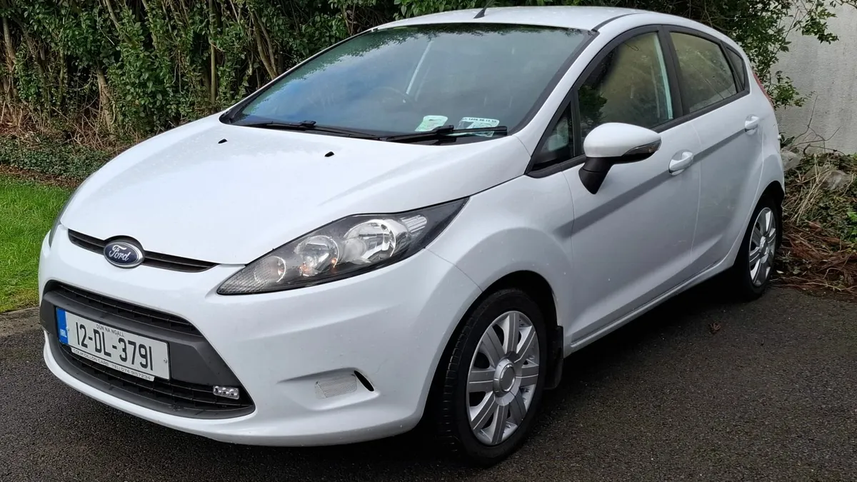 Ford Fiesta 2012 - Image 2