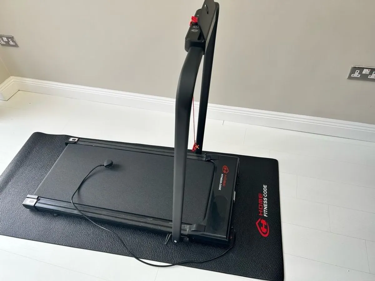 Running mat & exercise bike - Image 1
