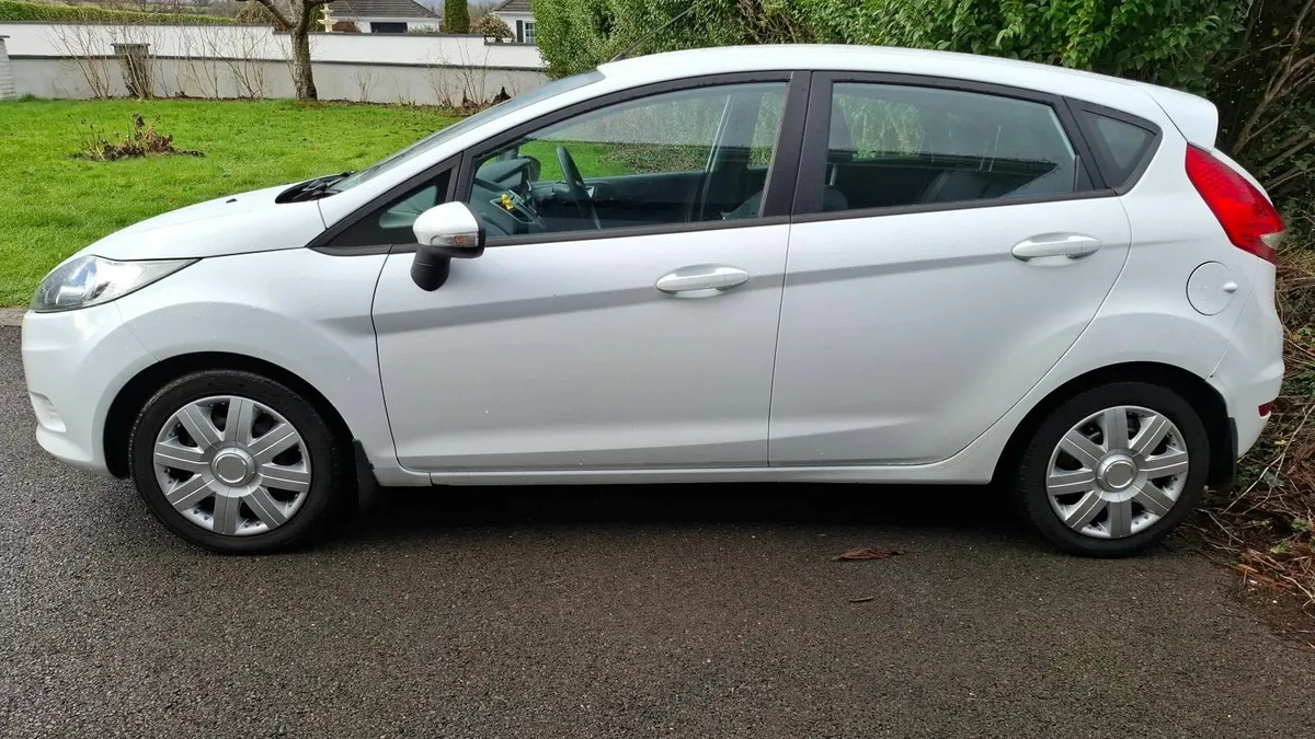 Ford Fiesta 2012 - Image 4