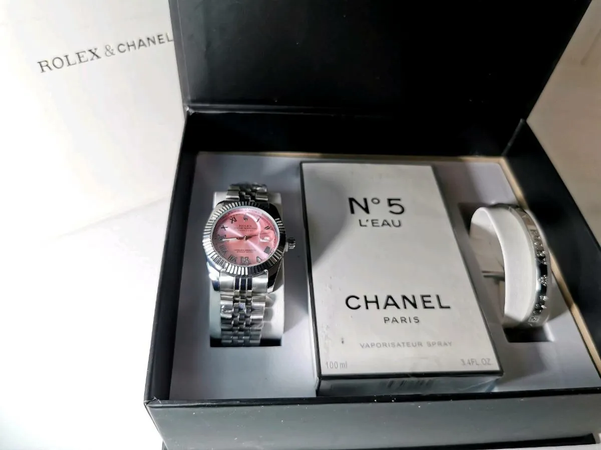 Womens Watch fragrance and bracelet set - Image 3