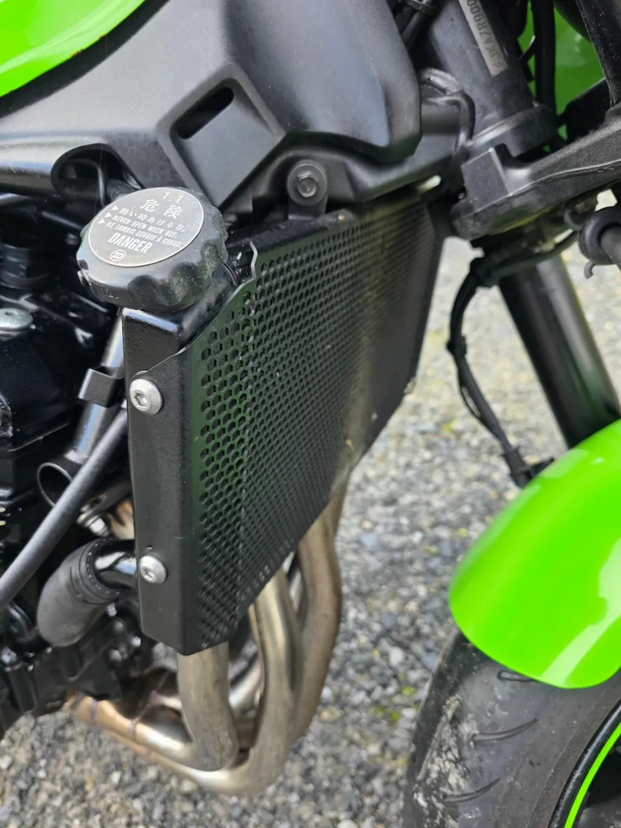 Kawasaki Z900RS 2019  €9750 ono - Image 4