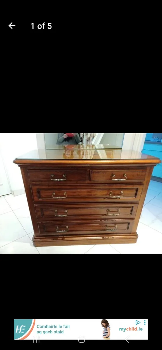 Beautiful Wooden Bureau/Chest of Drawers - Image 1
