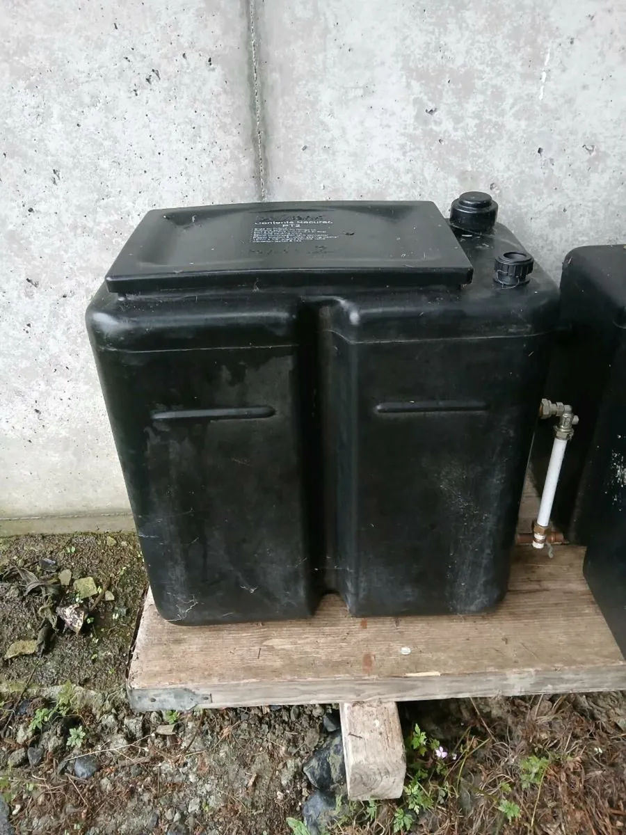 Hot & Cold Water Tanks - Image 2