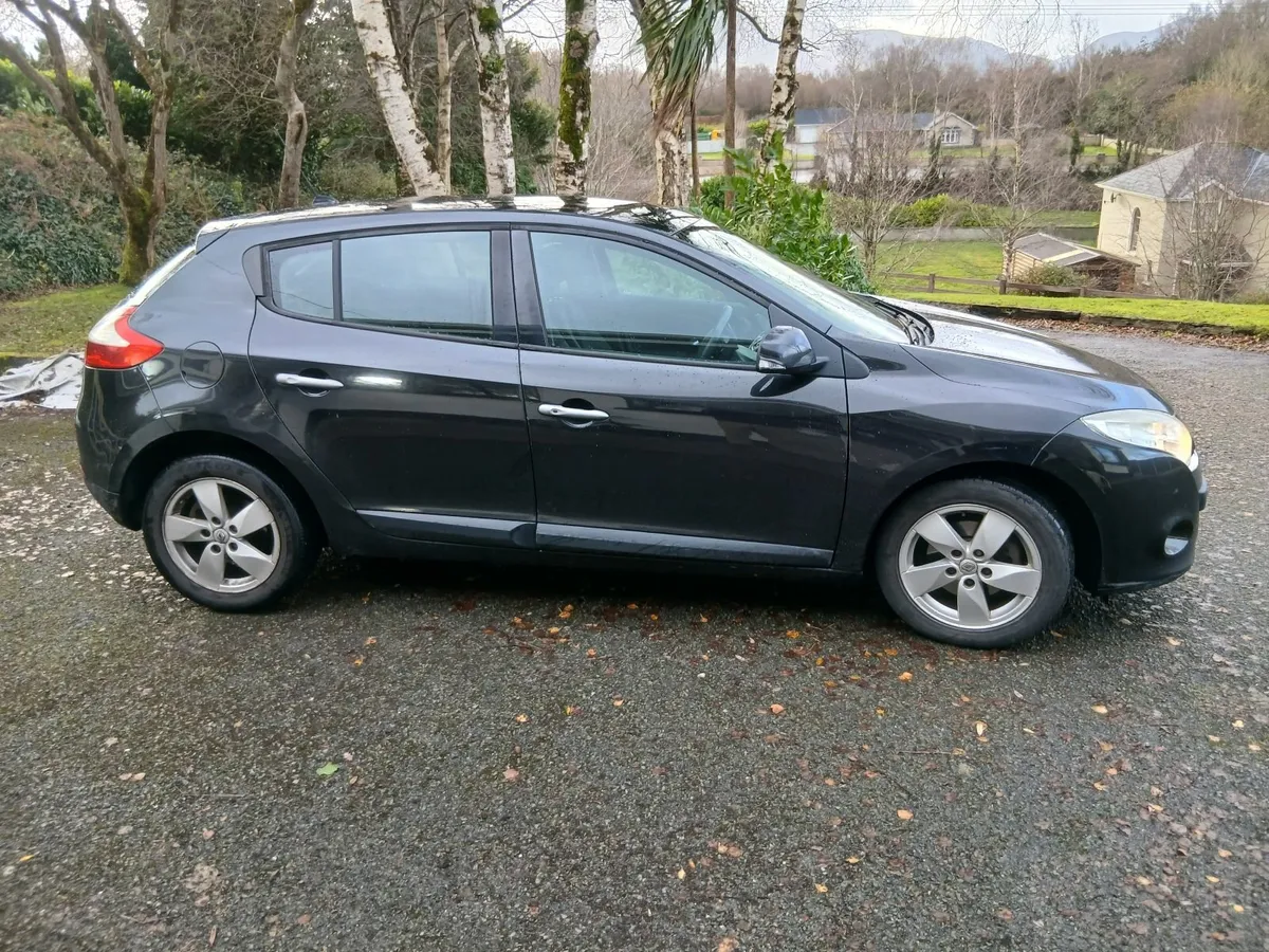 Renault Megane 2010 - Image 4